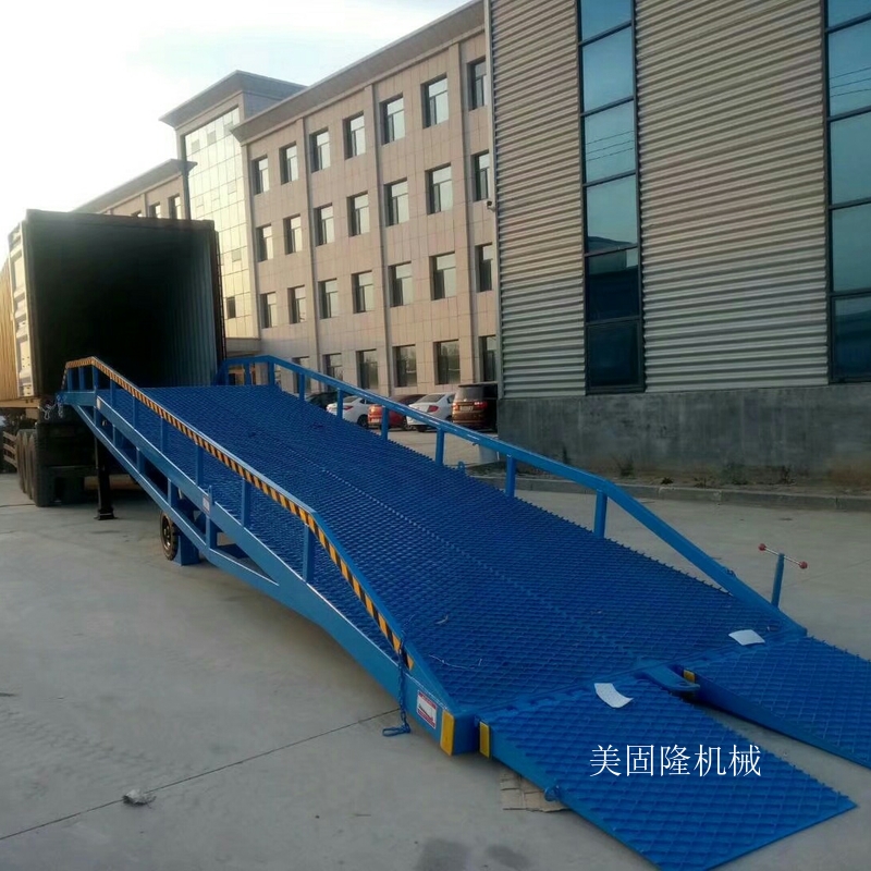 大连移动式液压登车桥厂家