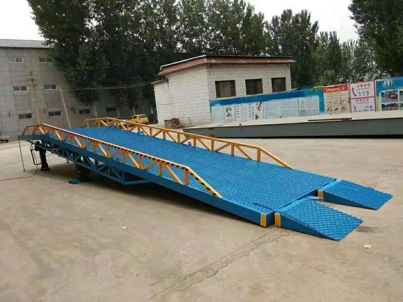 大连电动液压登车桥