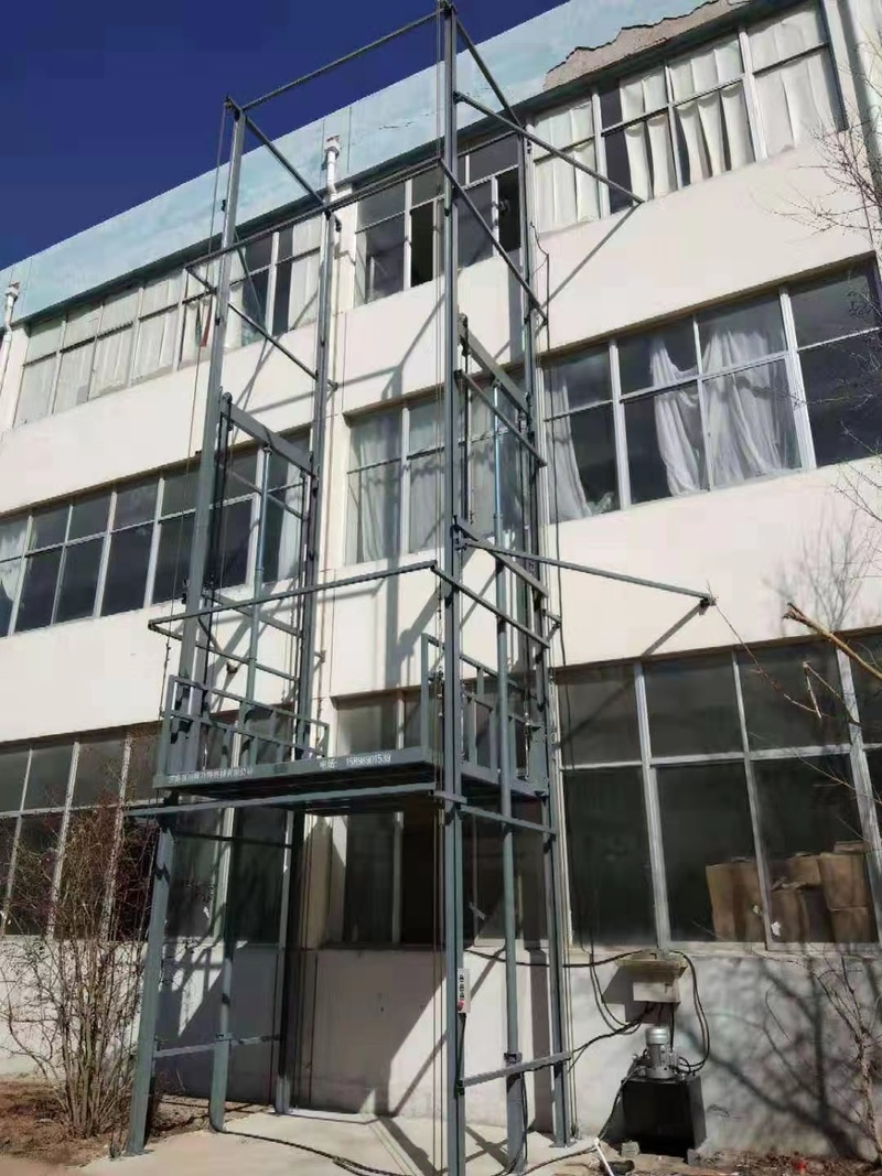 大连室外贴墙货梯